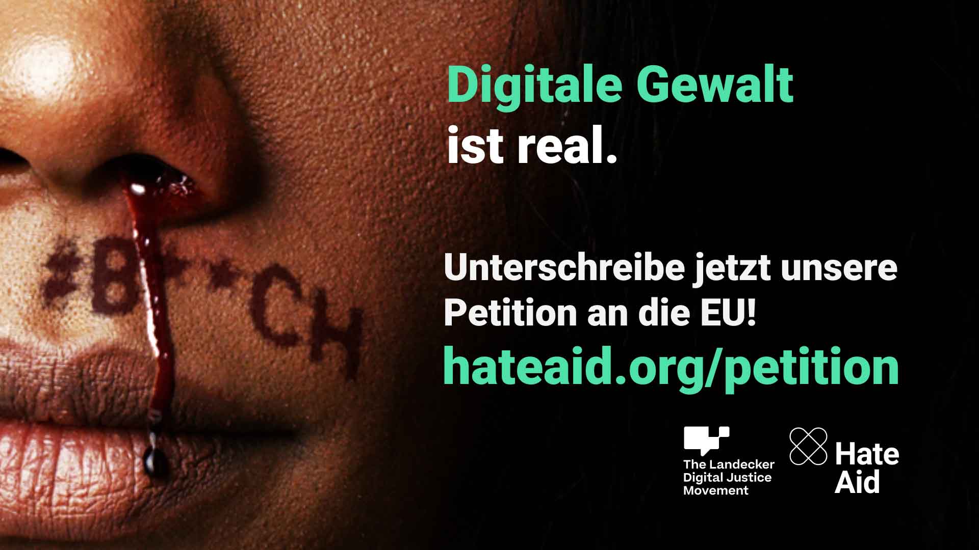 Gesicht einer Frau mit blutender Nase und aufgemaltem Hashtag #b**ch